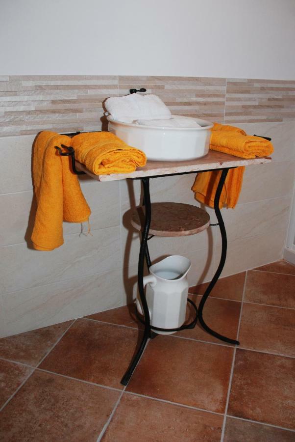مبيت وإفطار Agliè La Cascina المظهر الخارجي الصورة