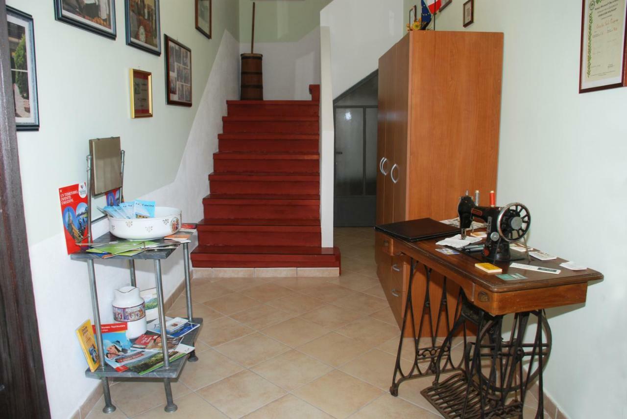 مبيت وإفطار Agliè La Cascina المظهر الخارجي الصورة